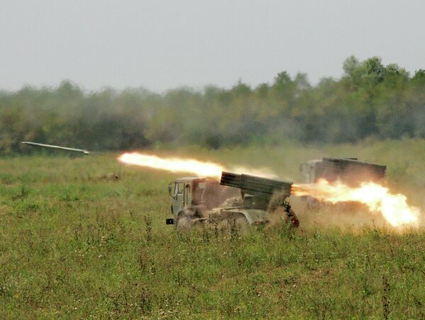 Тактические учения артиллерийских батарей Сухопутных войск в Чечне Тактические учения артиллерийских батарей Сухопутных войск в Чечне