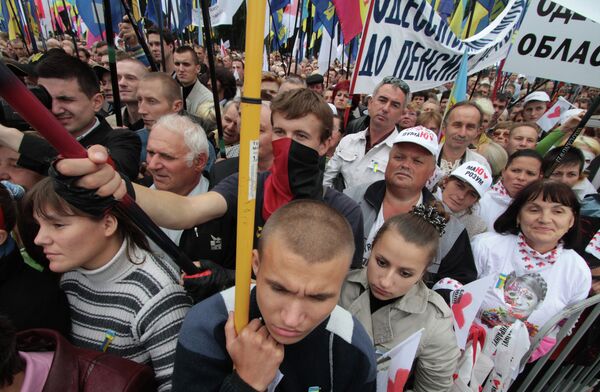 Акция протеста оппозиции у здания Верховной Рады Акция протеста оппозиции у здания Верховной Рады