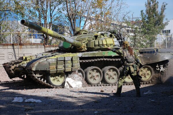 Бои в районе аэропорта города Донецка