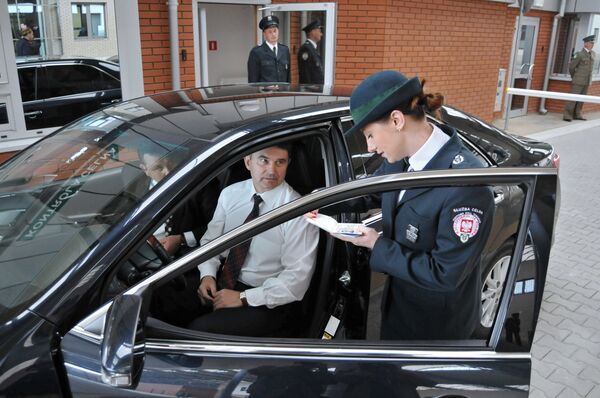 Международный пункт пропуска Угринов-Долгобичув на украинско-польском участке госграницы Международный пункт пропуска Угринов-Долгобичув на украинско-польском участке госграницы