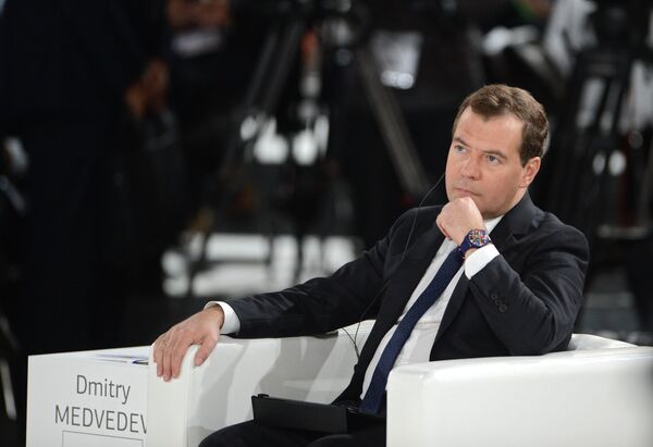 Д.Медведев и Ли Кэцян приняли участие в форуме Открытые инновации