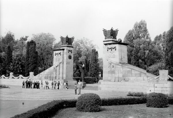 Мемориал «Холм Славы» Мемориал «Холм Славы»