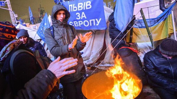 Милиция штурмует баррикады в Киеве