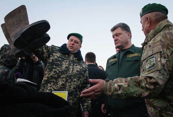 П.Порошенко проверил готовность к зиме отдельной комендатуры охраны Государственной пограничной службы Украины П.Порошенко проверил готовность к зиме отдельной комендатуры охраны Государственной пограничной службы Украины