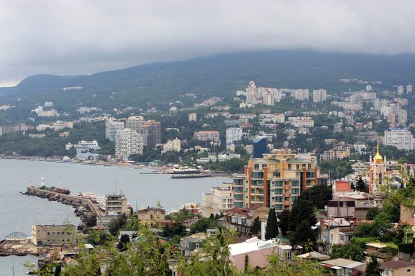 Города России. Ялта Города России. Ялта