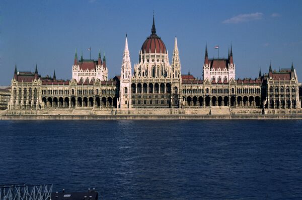 Здание парламента Здание парламента