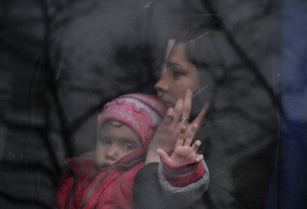 Доктор Лиза вывезла из Донецка группу тяжелобольных детей Доктор Лиза вывезла из Донецка группу тяжелобольных детей