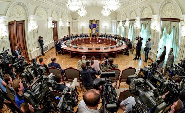 Заседание Совета национальной безопасности и обороны Украины Заседание Совета национальной безопасности и обороны Украины