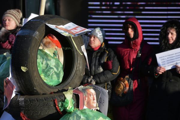 Акции протеста у здания Верховной рады Украины