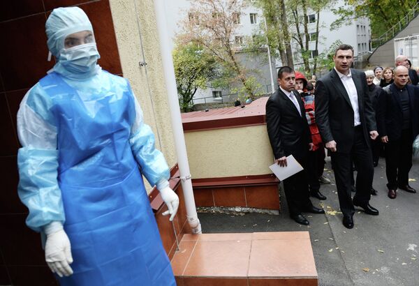 Мэр Киева В.Кличко посетил Александровскую больницу