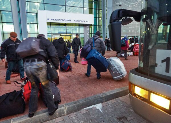 Польша приступила к эвакуации этнических поляков из Донбасса