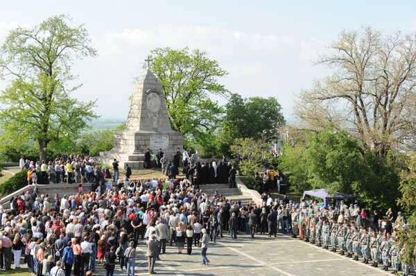 Визит патриарха Московского и всея Руси Кирилла в Болгарию Визит патриарха Московского и всея Руси Кирилла в Болгарию