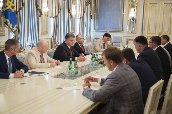 Встреча П.Порошенко с председателями парламентских фракций и лидерами парламентских групп