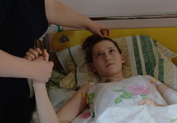Раненые дети из Донецка проходят лечение в Москве