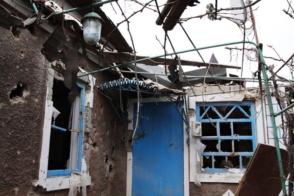 Последствия обстрела в Куйбышевском районе Донецка