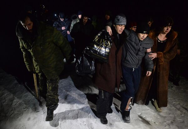 Обмен пленными между ополченцами ДНР, ЛНР и украинскими силовикам Обмен пленными между ополченцами ДНР, ЛНР и украинскими силовикам