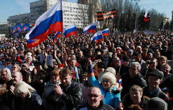 Митинг в поддержку В.Януковича в Донецке Митинг в поддержку В.Януковича в Донецке