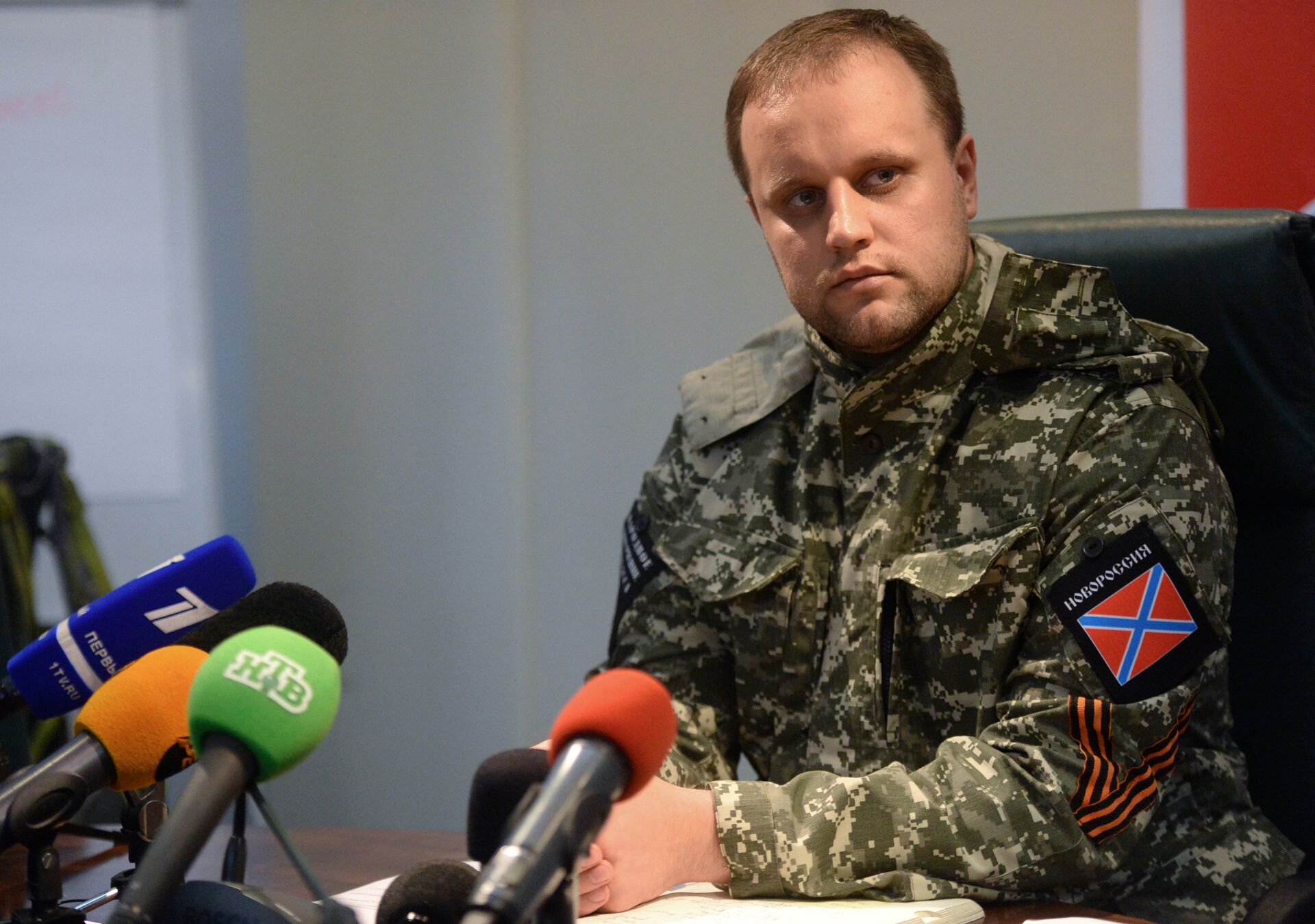 Пресс-конференция народного губернатора Донецкой области П.Губарева - РИА Новости, 1920, 10.03.2015