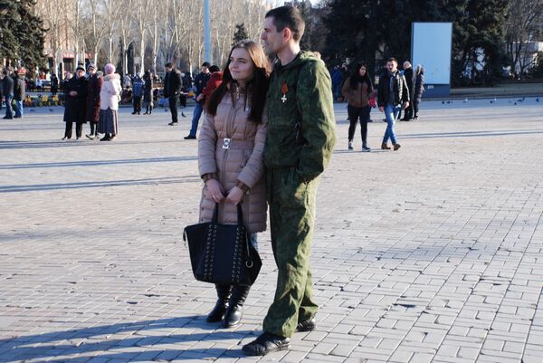 День защитника отечества в Донецке День защитника отечества в Донецке