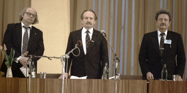 На III съезде Народного Руха: И. Драч, В. Черновил, М. Горынь