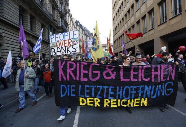 Акция против открытия во Франкфурте-на-Майне нового офиса ЕЦБ