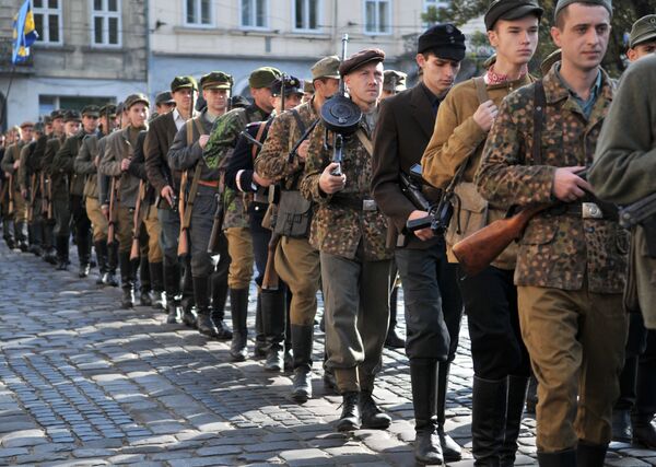 Марш сторонников УПА во Львове Марш сторонников УПА во Львове