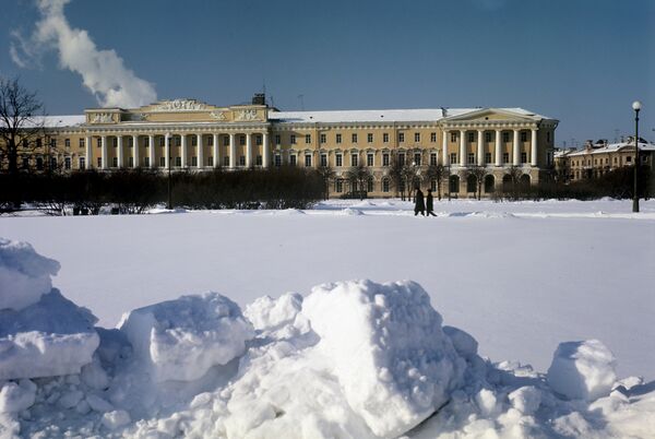 Здание Ленэнерго