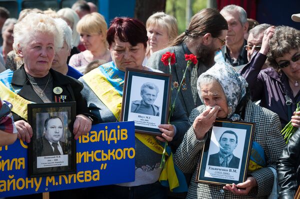 Митинг-реквием, посвященный катастрофе на ЧАЭС, прошел в Киеве