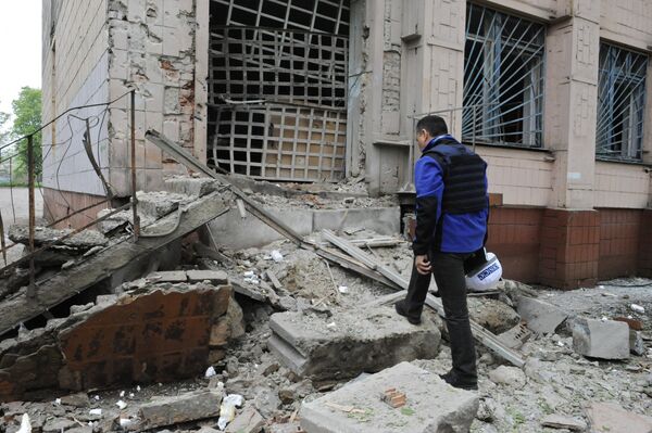 Последствия обстрелов в Донецке