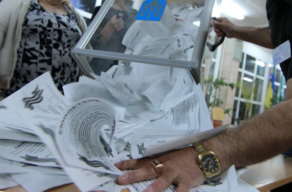 Подсчет голосов по итогам референдума о статусе юго-востока Украины Подсчет голосов по итогам референдума о статусе юго-востока Украины