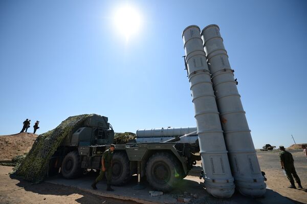 Боевые стрельбы ЗРС С-300 на полигоне Ашулук Боевые стрельбы ЗРС С-300 на полигоне Ашулук