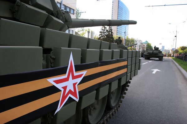 Репетиция парада Победы в Донецке