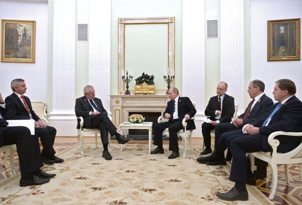 Президент России В.Путин встретился с президентом Чешской Республики М.Земаном