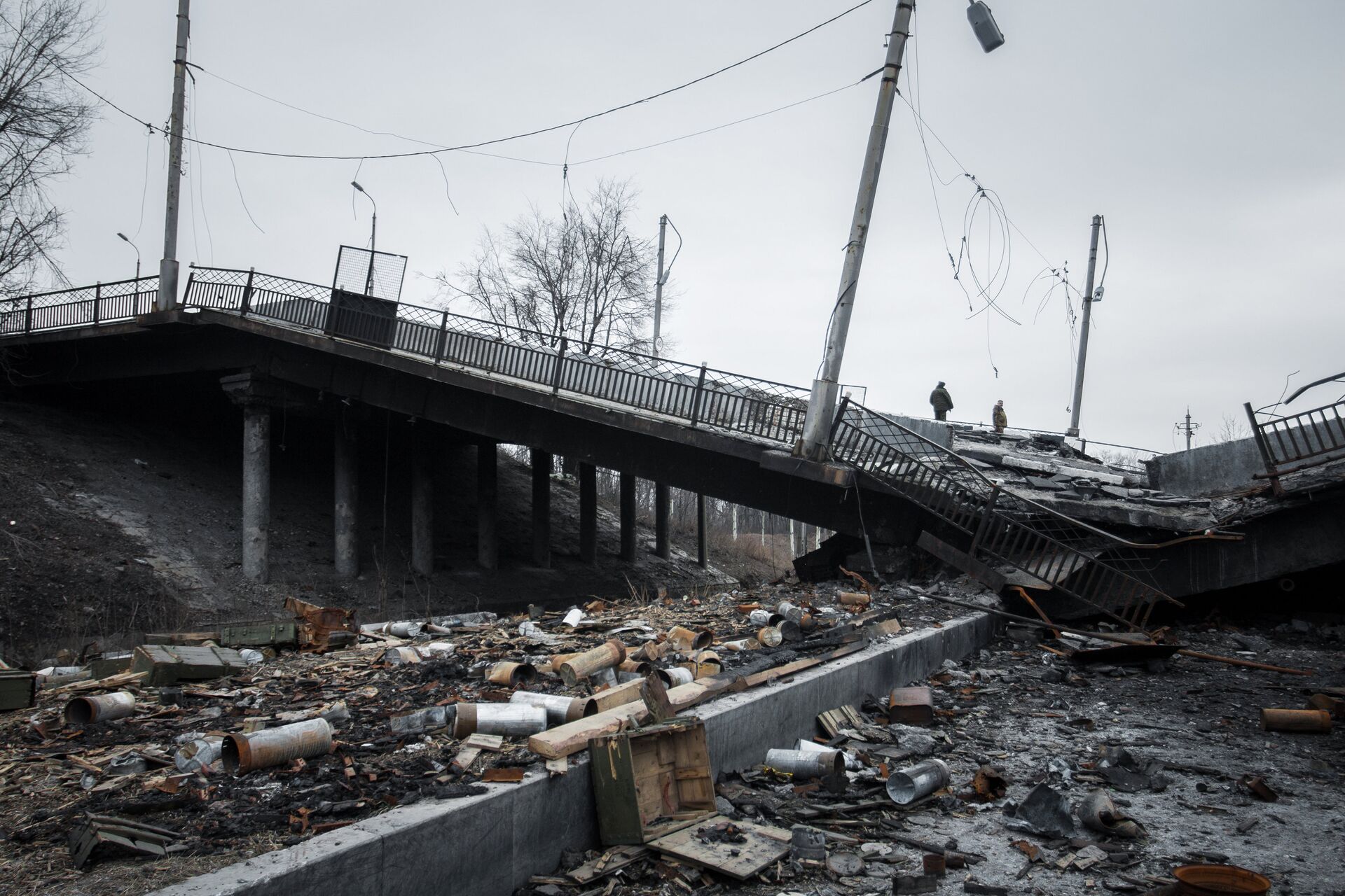 Взорванный Путиловский мост в Донецке - РИА Новости, 1920, 28.03.2022