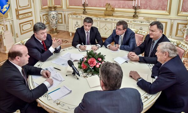 Встреча президента Украины П.Порошенко с основателем фонда Открытое общество Д.Соросом