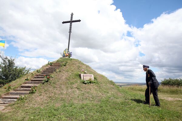 Чествование ветеранов дивизии СС Галичина на Украине Чествование ветеранов дивизии СС Галичина на Украине