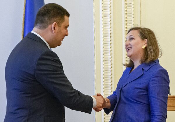 Встреча председателя Верховной Рады Украины В.Гройсмана с заместителем Государственного секретаря США по вопросам Европы и Евразии В.Нуланд Встреча председателя Верховной Рады Украины В.Гройсмана с заместителем Государственного секретаря США по вопросам Европы и Евразии В.Нуланд