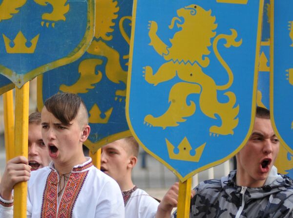 Марш в честь годовщины создания дивизии СС Галичина во Львове Марш в честь годовщины создания дивизии СС Галичина во Львове