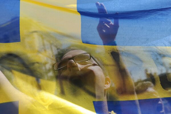 Шведские болельщики в Киеве перед началом матча Украина - Швеция