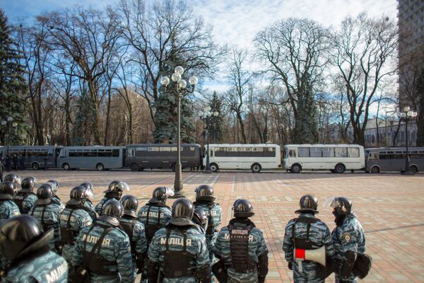 Пикет сторонников евроинтеграции Украины у здания Верховной Рады в Киеве