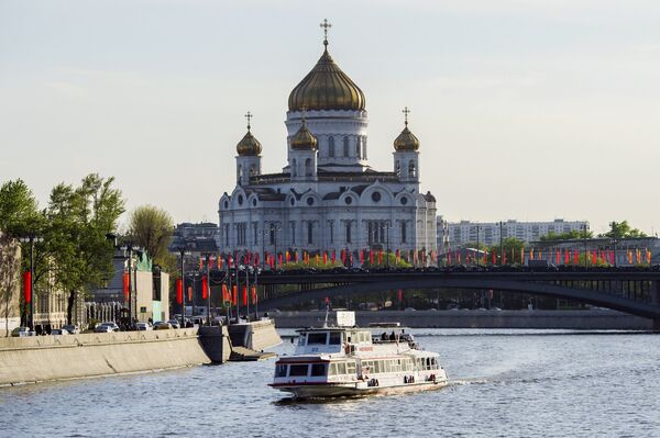 Отдыхающие в Москве