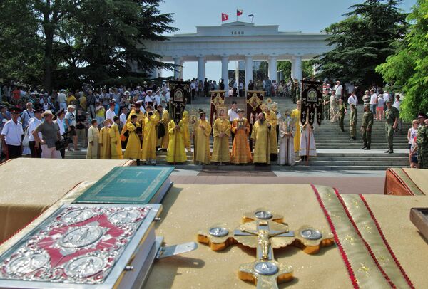 Крестный ход ко Дню памяти князя Владимира в Севастополе