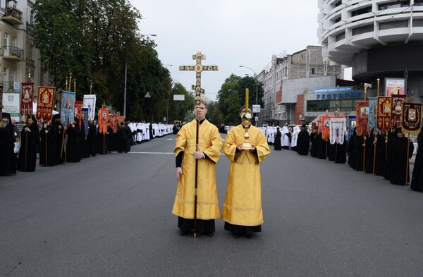 Молебен на Владимирской горке в честь 1000-я крещения Киевской Руси
