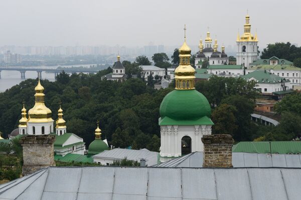 Молебен на Владимирской горке в честь 1000-я крещения Киевской Руси