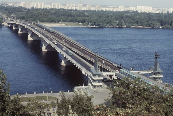 Мост Метро через Днепр Мост Метро через Днепр