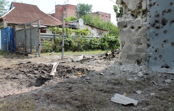 Последствия обстрела Донецка Последствия обстрела Донецка