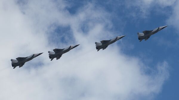 Репетиция воздушной части военного парада в Москве в ознаменование 70-летия Победы в Великой Отечественной войне 1941-1945 годов