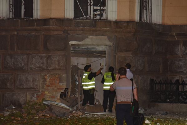 Взрыв прогремел у здания СБУ в центре Одессы Взрыв прогремел у здания СБУ в центре Одессы