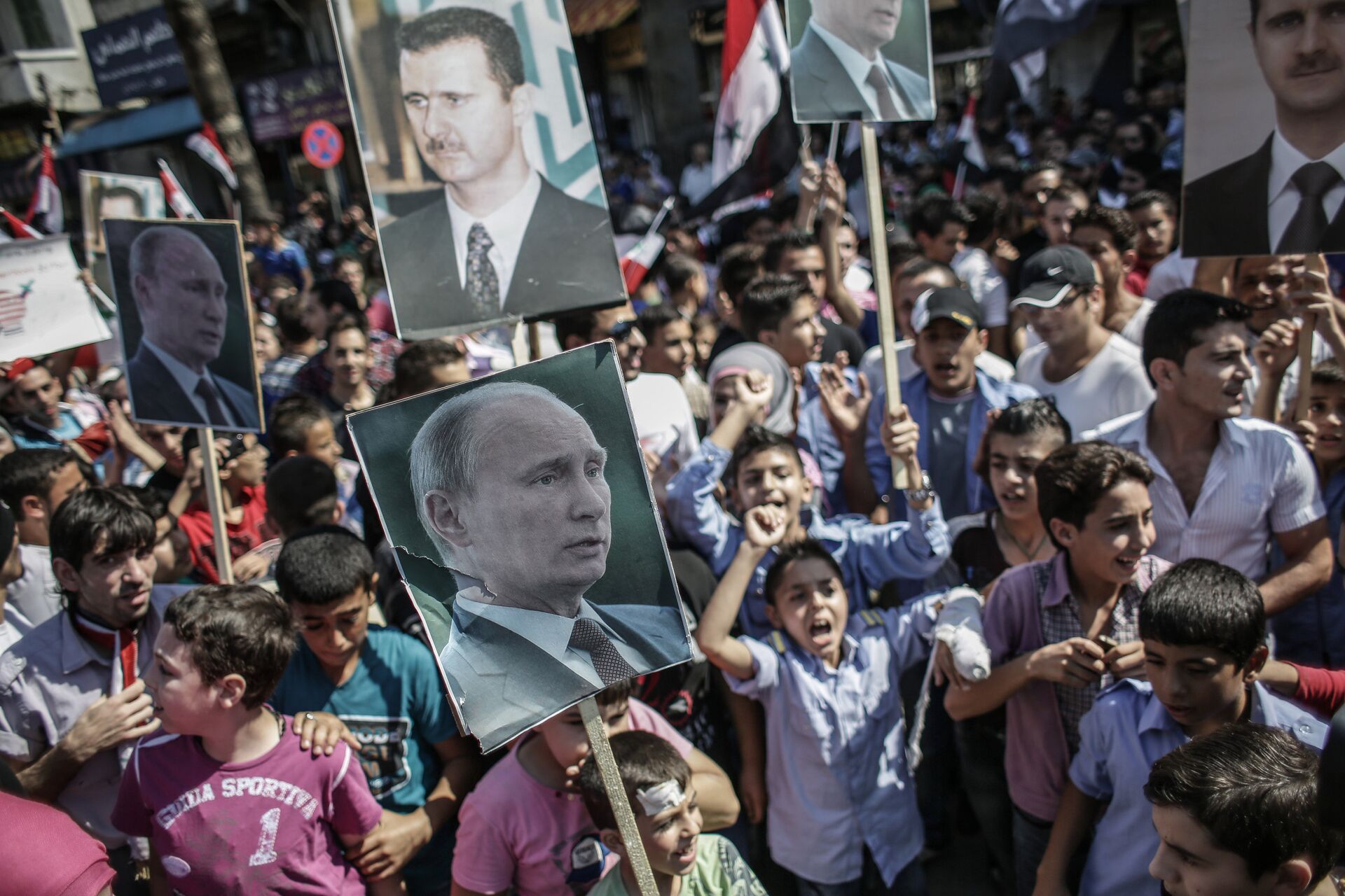 За сирию и башара. Сирия Башар Асад. Башар Асад митинги в Сирии. Сирия Асад про Россию. Башар Асад: «Сирия признаёт новые российские территории».