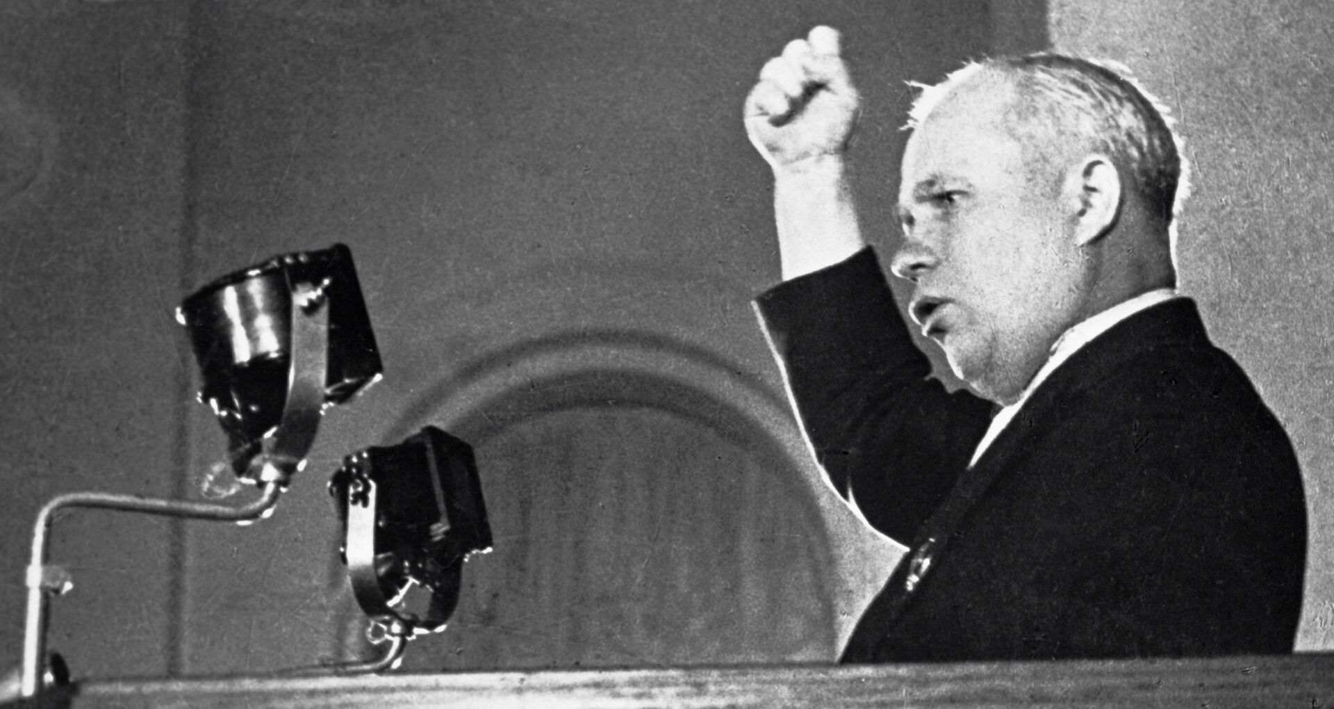 Хрущев выступает на Чрезвычайном съезде Советов - РИА Новости, 1920, 05.08.2020